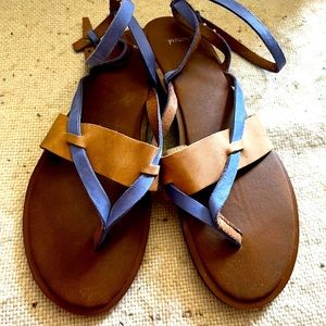 Sanuk Strappy Sandals